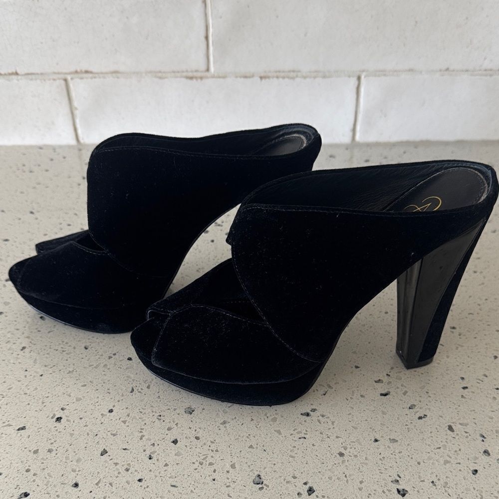 Adrianna Papell Black Velvet Mules Block Heel Peep Toe Dress Shoes Women’s Sz 8